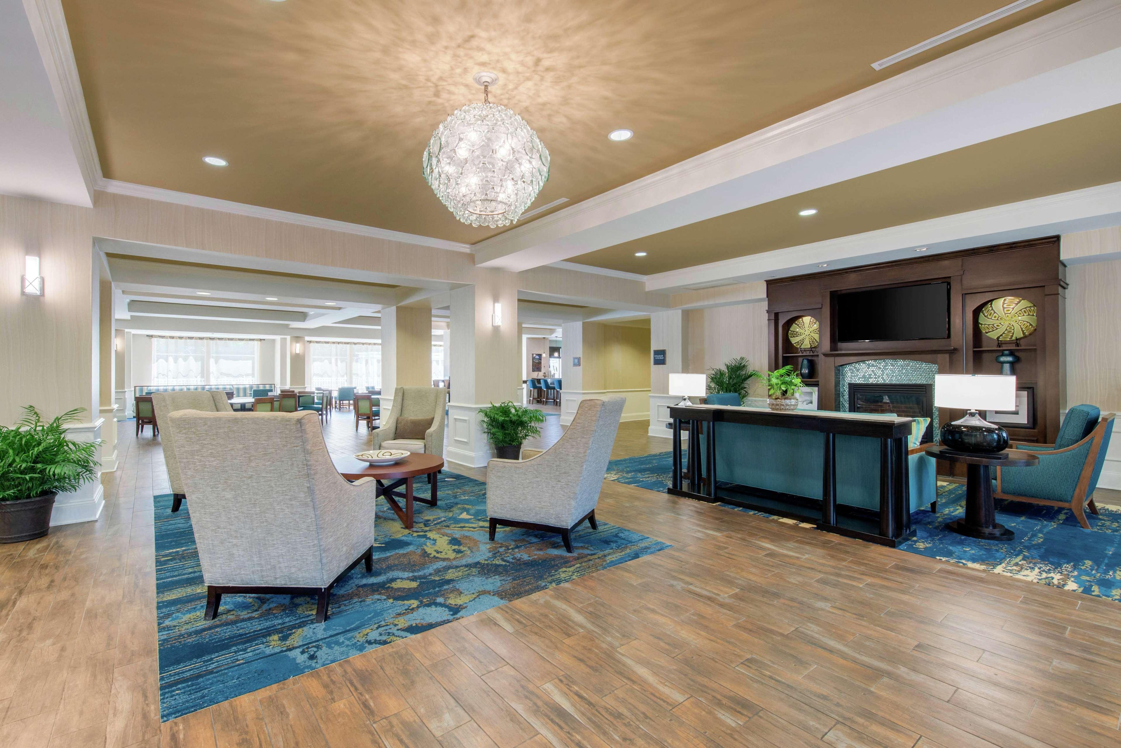 Hampton Inn & Suites Jekyll Island Exterior photo