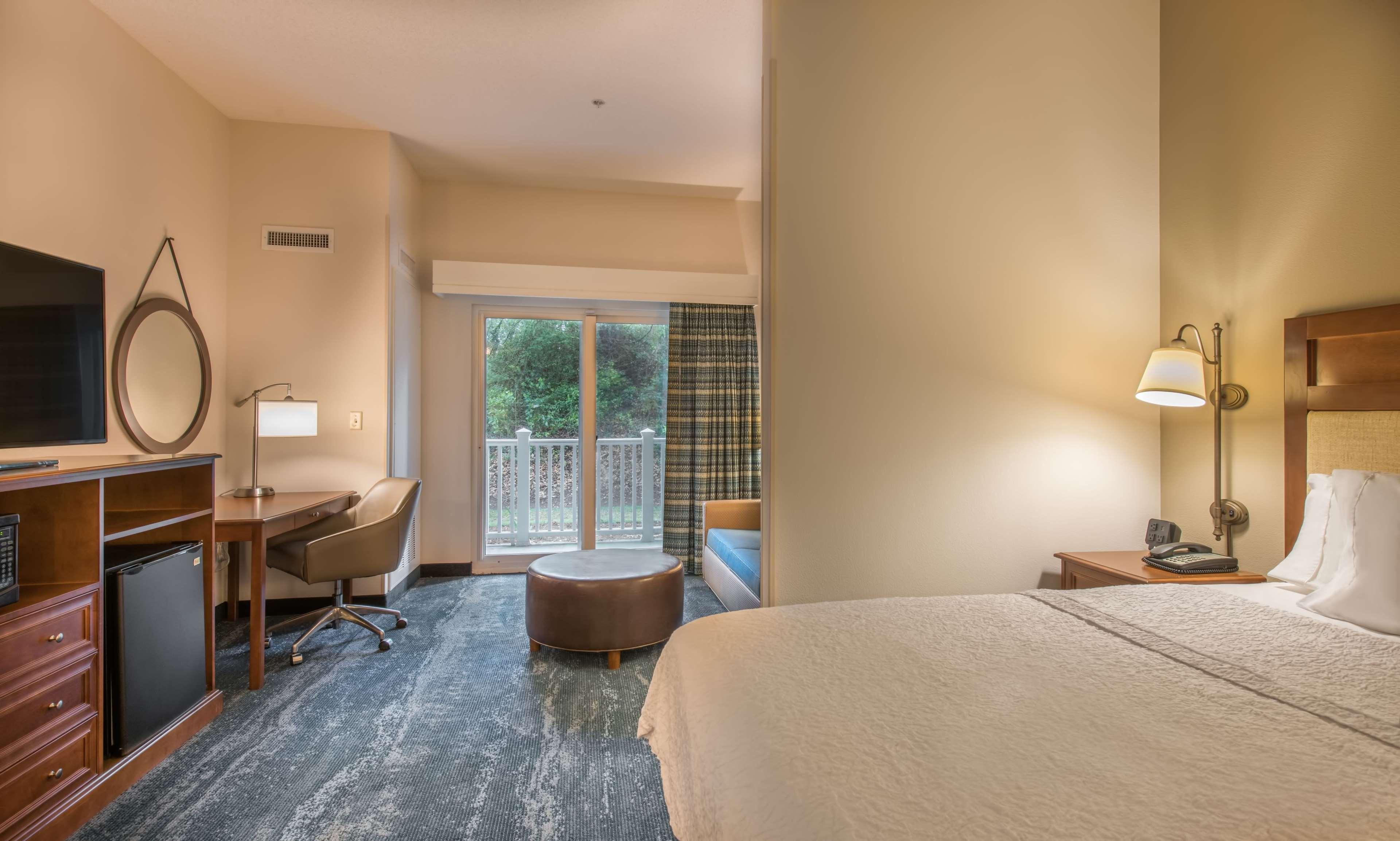Hampton Inn & Suites Jekyll Island Exterior photo